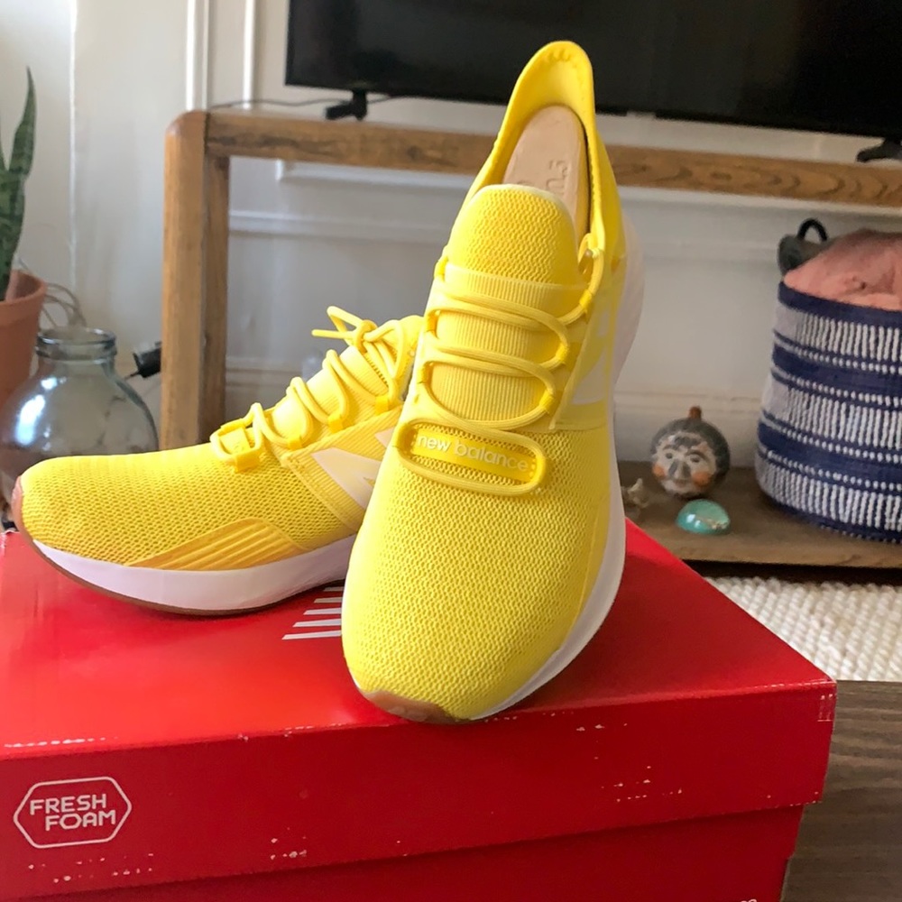 New Balance NIB Roav Yellow W10
